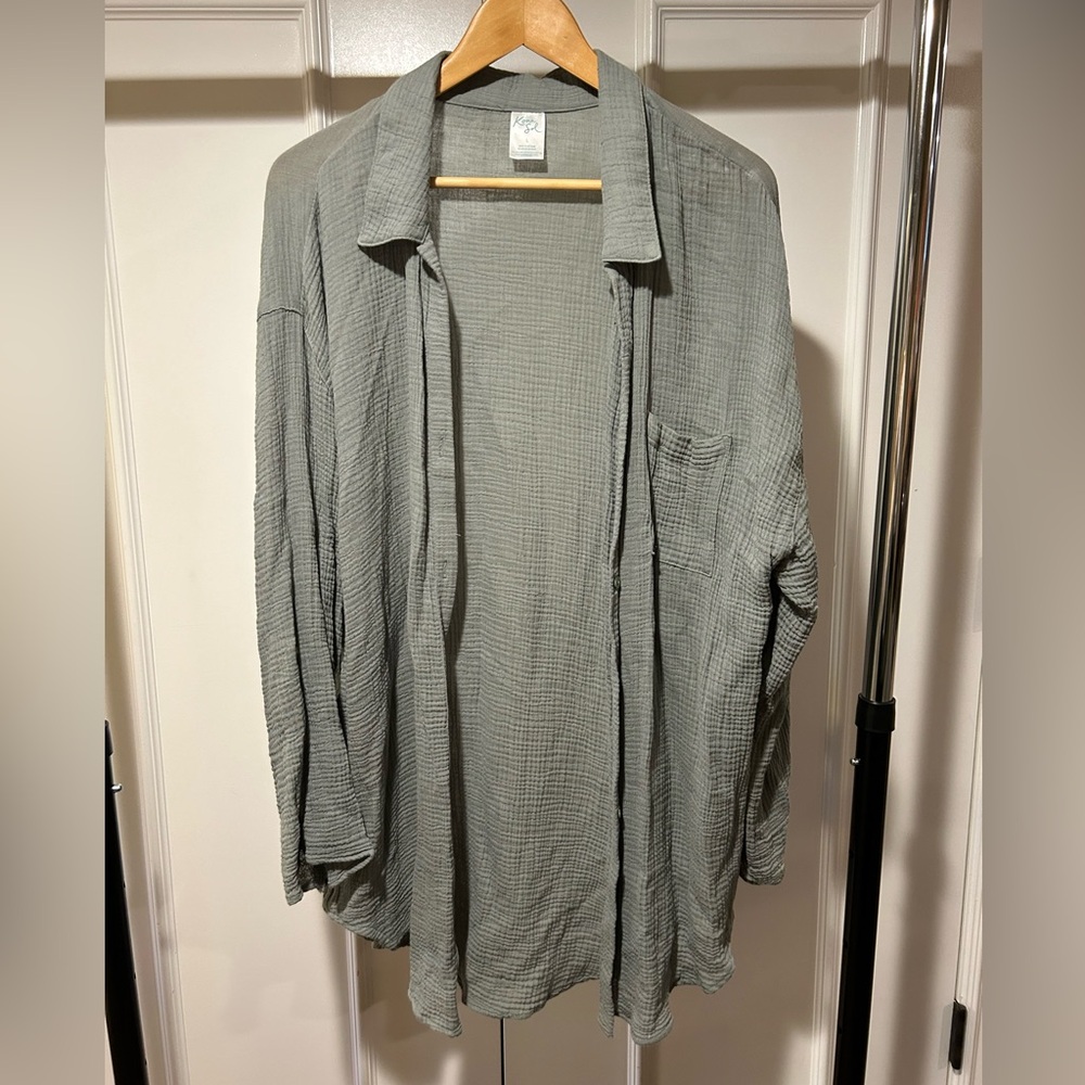 EUC Kona Sol long sleeve beach coverup